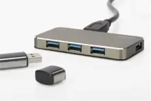 Digitus Da-70240-1 4 Port Usb 3.0 Hub, 5V-2A Güç Adaptörü Dahil, Alüminyumi Da-70240-1